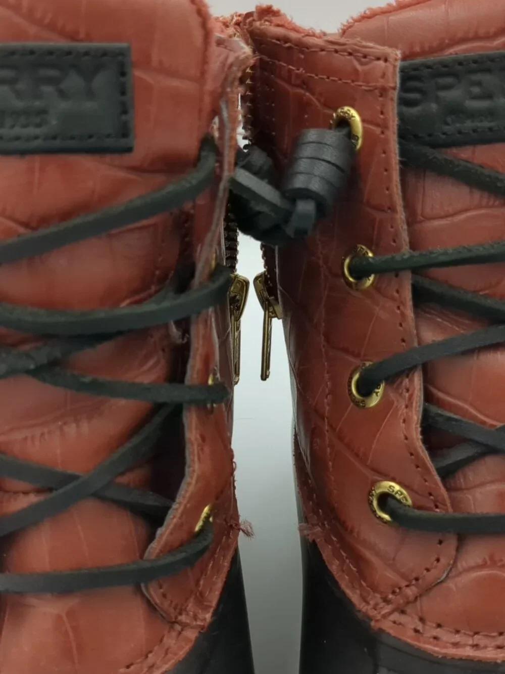 Sperry Saltwater Croc Embossed Water Resistant Duck Boot - Women's 6 Red/Black